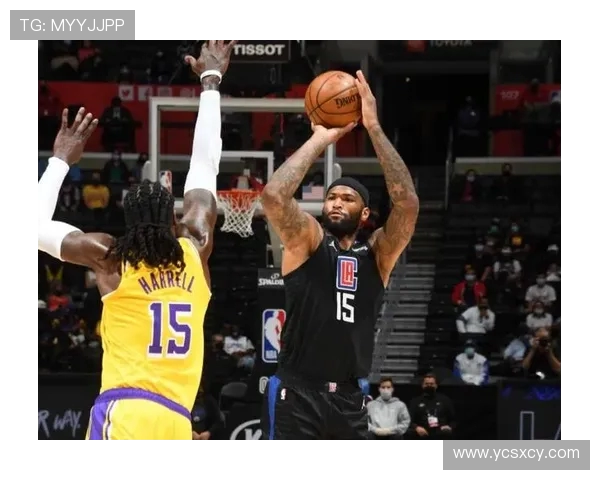 铁血三分打击快船投降 库里超远干拔三分震撼全场